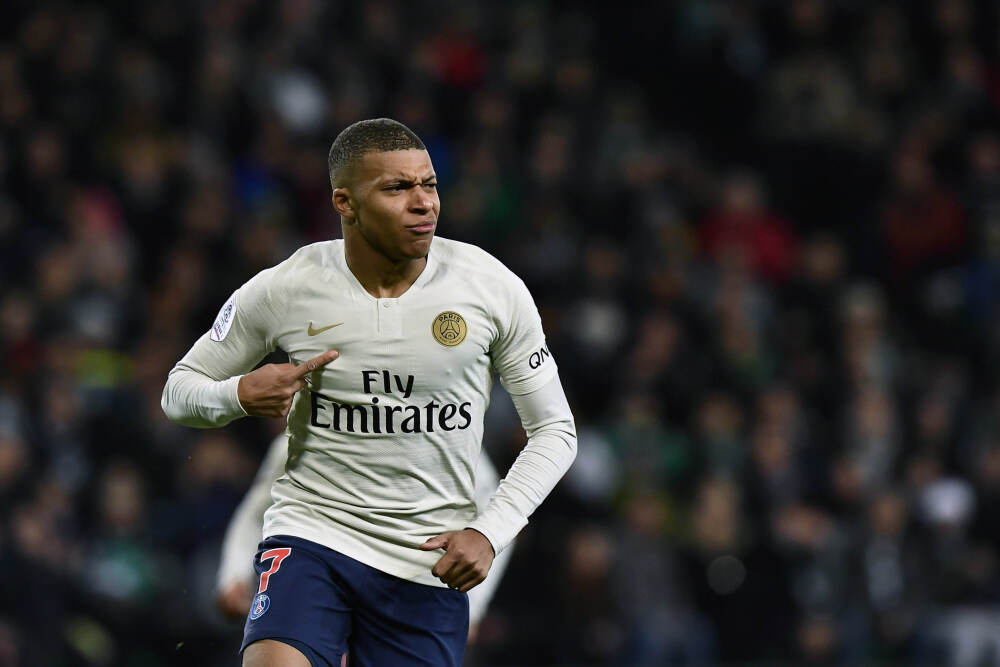 平局太多！穆帅率本菲卡16轮不败+23净胜球，但已差榜首多达10分